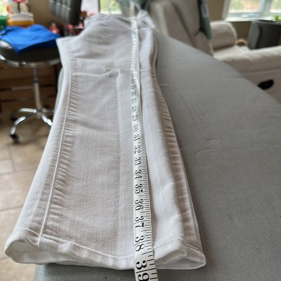 Old Navy The Flirt White Skinny Distressed Jeans - Picture 10 of 10